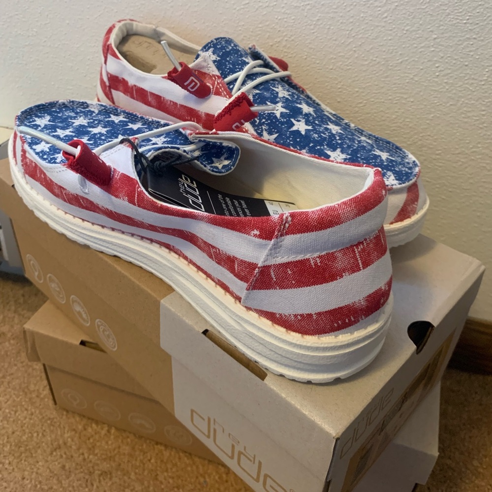 Wendy Star Spangled Hey Dude